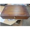 Image 4 : wooden box of silver plated community silverware