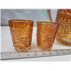 Image 3 : Marigold carnival glass water pitcher and 4 glasses - Grape pattern