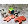 Image 3 : Household China cabinet goodies - Beer mugs wooden puzzles