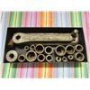Image 3 : vintage 20 piece ratcheting socket set
