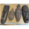 Image 3 : Lot of art carved painted wood masks
