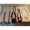 Image 1 : Lot of 4 necklaces