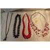 Image 1 : Lot of 4 necklaces