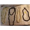 Image 1 : Lot of 4 necklaces