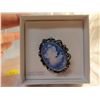 Image 3 : Vintage blue cameo brooch iridescent rhinestone wedding bride costume jewelry