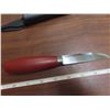 Image 4 : Mora of sweden classic no. 1 carbon steel knife wood carving morakniv