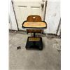 Image 1 : Child's Highchair/Barber's chair - From barber shop in Canwood