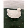 Image 1 : Vintage Milk glass, hen on the nest