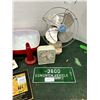 Image 2 : Lot of collectibles - Fan, bowl, license plate, funnels, etc.