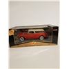 Image 1 : 1:18 scale die cast metal Maisto 1955 Chevrolet Nomad