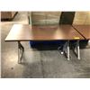 Image 2 : CHERRY ADJUSTABLE HEIGHT PROGRAMMERS TABLE 63" X 31"
