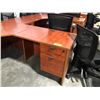 Image 2 : CHERRY CORNER COMPUTER DESK 6' X 6'
