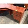 Image 2 : CHERRY CORNER COMPUTER DESK 6' X 6'