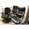 Image 2 : 8 BLACK OFFICE CHAIRS WITH COSMETIC ISSUES