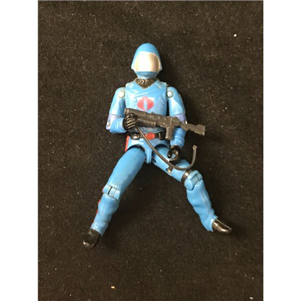 VINTAGE KENNER G. I JOE ACTION FIGURE