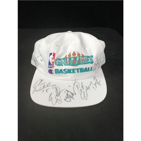 VANCOUVER GRIZZLIES INNAUGERAL SEASON MUKTI SIGNED BASEBCALL CAP (GCG HOLO)