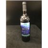 Image 3 : RARE DANIEL AND HENRIK SEDIN SIGNED OPENING NIGHT WINE BOTTLE IN COLLECTOR BOX (GCG HOLO)