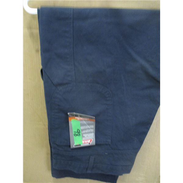 NEW:  DICKIE'S WORK PANTS (SIZE 44 X 30)