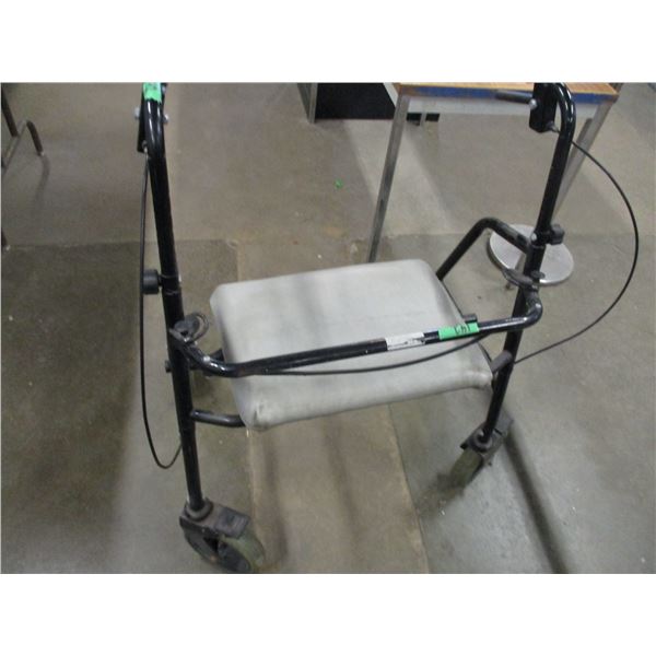 OVERSIZED WALKER