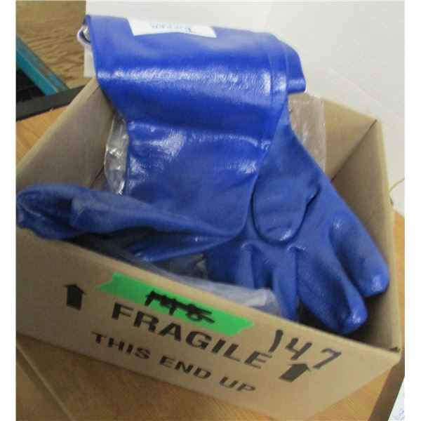 FREIGHT DAMAGE (AS IS):  BOX C/W 3 PAIR LONG SLEEVE GLOVES