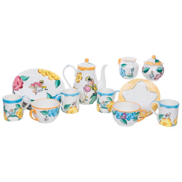 A Disney Gallery "Alice in Wonderland" Tableware Set.