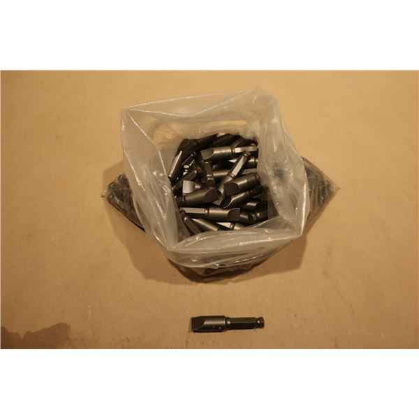 LOT DE 70 14F-16R SLOTTED X 2-1/4" POWER BIT 5/16" HEX