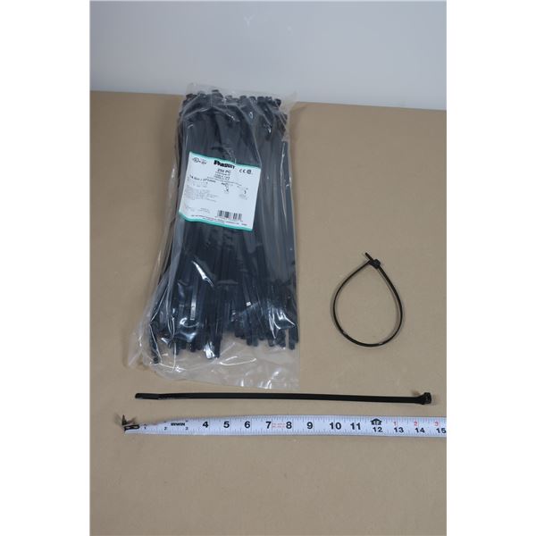 PKG DE 250 ATTACHES DE CÂBLE 14.6" PANDUIT