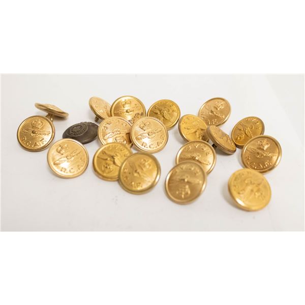 LOT OF OLD CANADA AIRFORCE BUTTONS