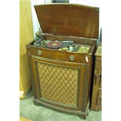 Silvertone Console Wire Recorder And Radio With Microphone Plus 4 Recording Wires