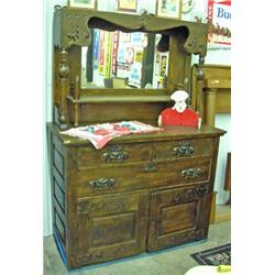 Oak Buffet With Mirrored Top, 3 Drawers And 2 Doors In Base
