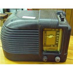 Admiral Tabletop Radio, Model 371-5R, Bakelite