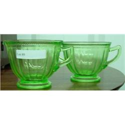 Green Depression Creamer And Sugar