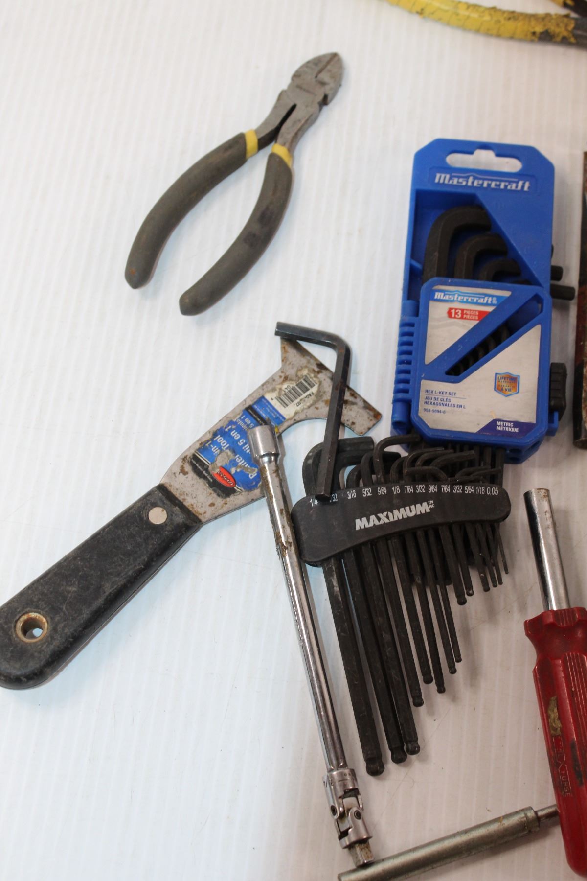 Various Used Hand Tools - Allen Keys, Nail Puller, Chisels, Linesman ...