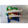 Image 4 : Fisher Price Little People Automotive Station Play Set