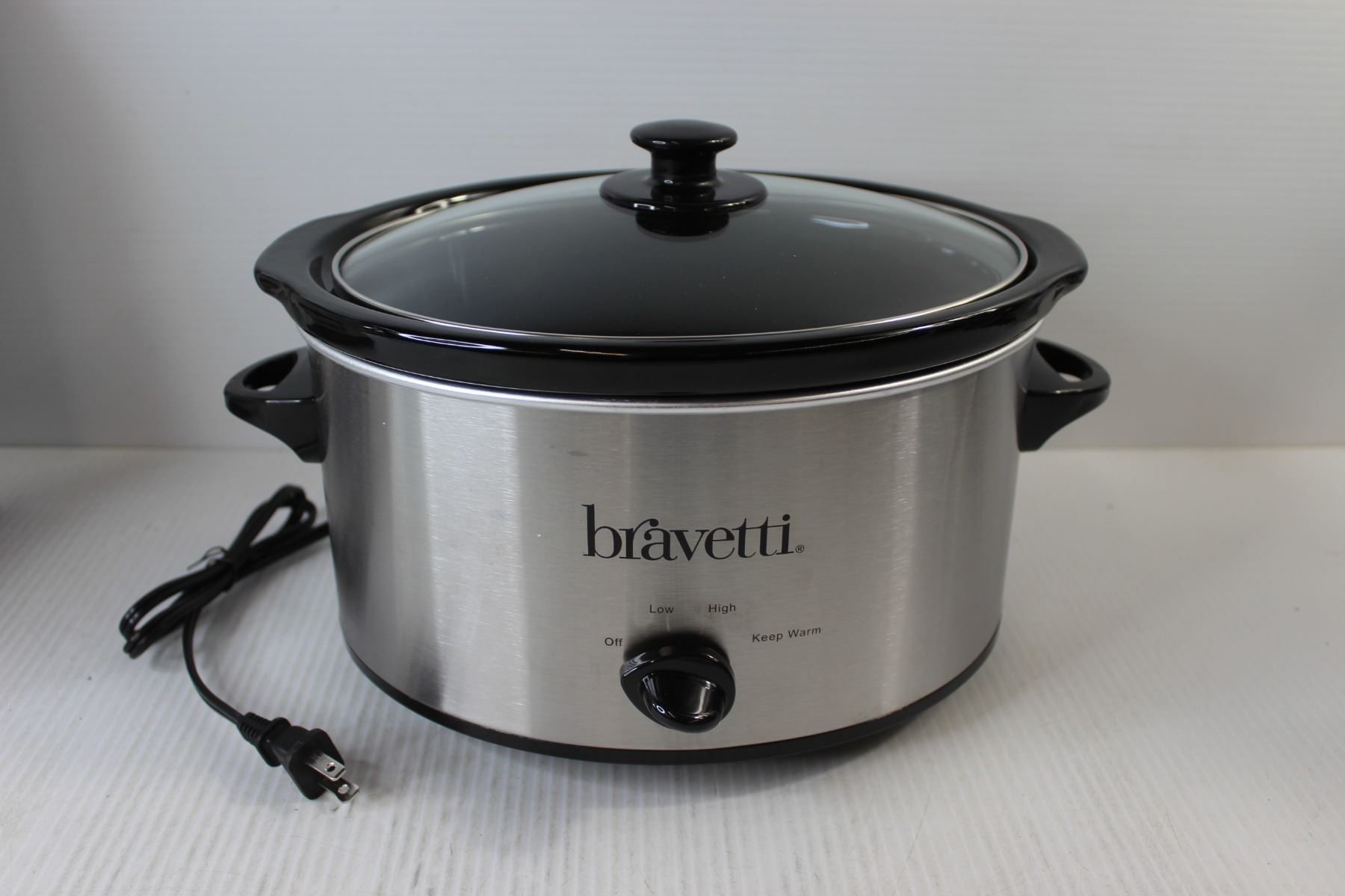 Bravetti Cookware Bravetti 4 Qt. Slow Oval Slow Cooker, New In Box - Bodnarus Auctioneering