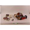 Image 1 : Shop Items - (2) Thermostat's Gaskets, (3) DO-RAY Amber Marker Lights (New Old Stock) 1 Missing Lens