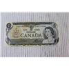 Image 3 : (3) Canadian One Dollar Bills - 1973 - Sequential Serial Numbers