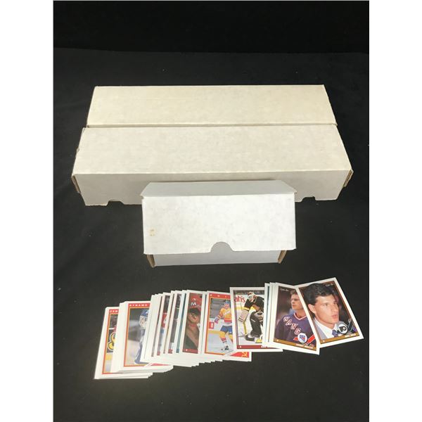 LOT OF VINTAGE NHL CARDS