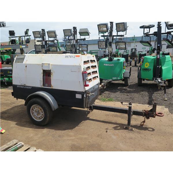 (867612) 2015 Rotair D185T41 Diesel Air Compressor (Starts & Runs - See Video)