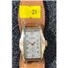 Image 2 : Antique Mens Bulova Watch with Tan Leather Strap