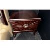 Image 2 : PAIR OF NIGHTSTANDS