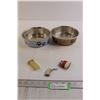 Image 1 : (2) Pet Bowls, (2) Lighters, Mini Folding Knife
