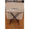 Image 1 : *Electric Keyboard - Untested