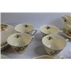 Image 3 : 12-Piece Wood's Ivory Ware Dish Set