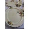 Image 7 : 12-Piece Wood's Ivory Ware Dish Set