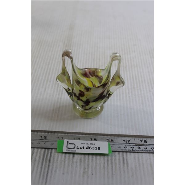 Art Glass Basket - 4 1/2" Tall