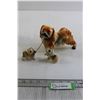 Image 1 : Vintage Pekingese Dog and Pups with Chain - Leg on Pup is Repaired