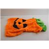 Image 3 : (2) Pet Halloween Costumes, (2) Halloween Bags