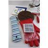 Image 2 : Hot Plates, Oven Mitts, Kitchen Items