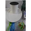 Image 2 : (2) Oval Plates, Fantuz Flakes, Kitchen Items